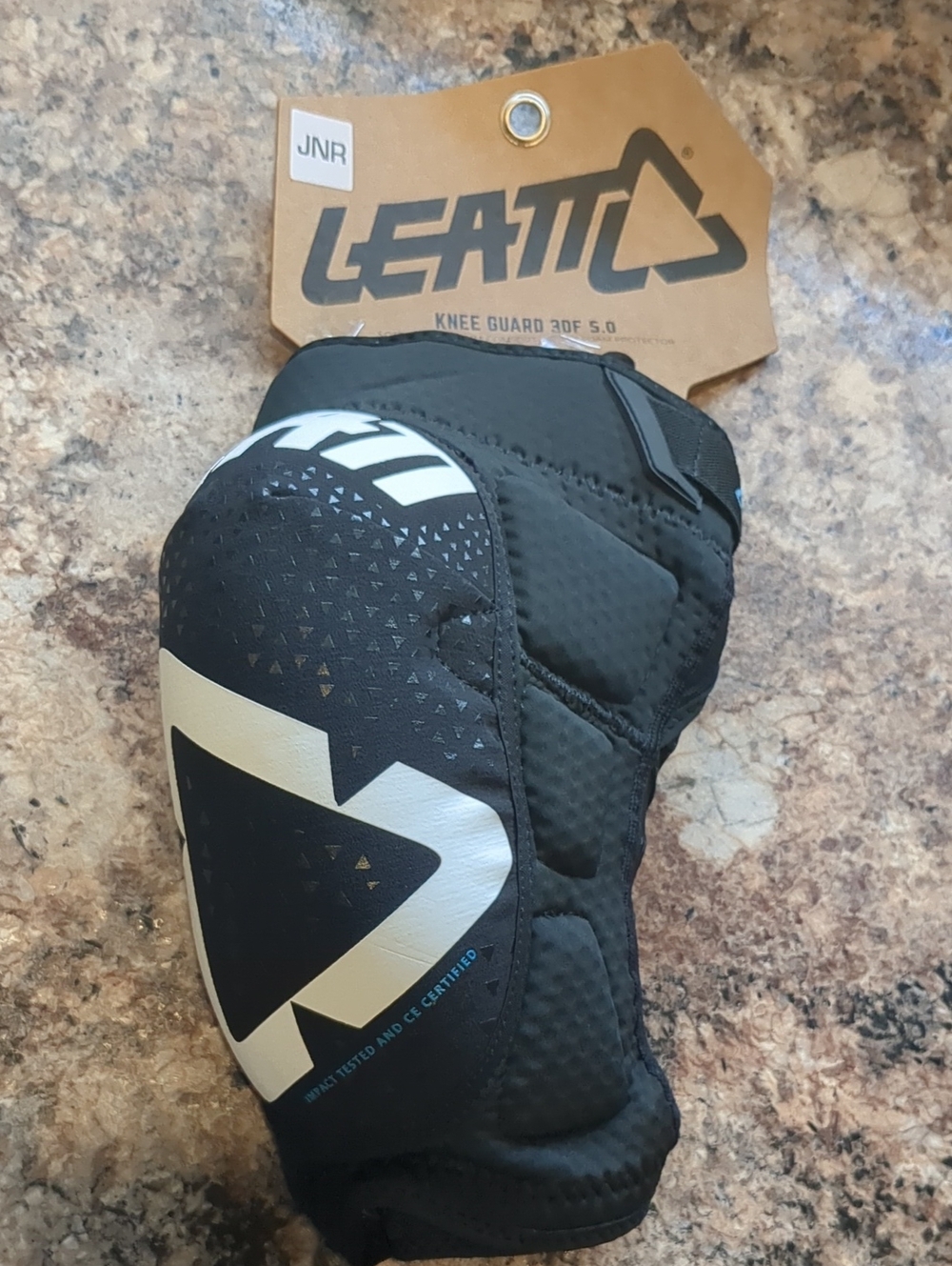 Brand New Junior Leatt Knee Guards